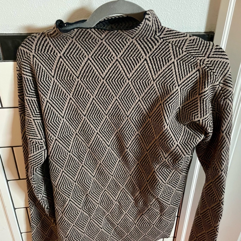 Halston Heritage Black and Tan Diamond Sweater